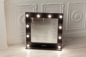 zerkalo dlya vizazhista 75h75 sm chernoe 1 sht lucas cosmetics rossiya